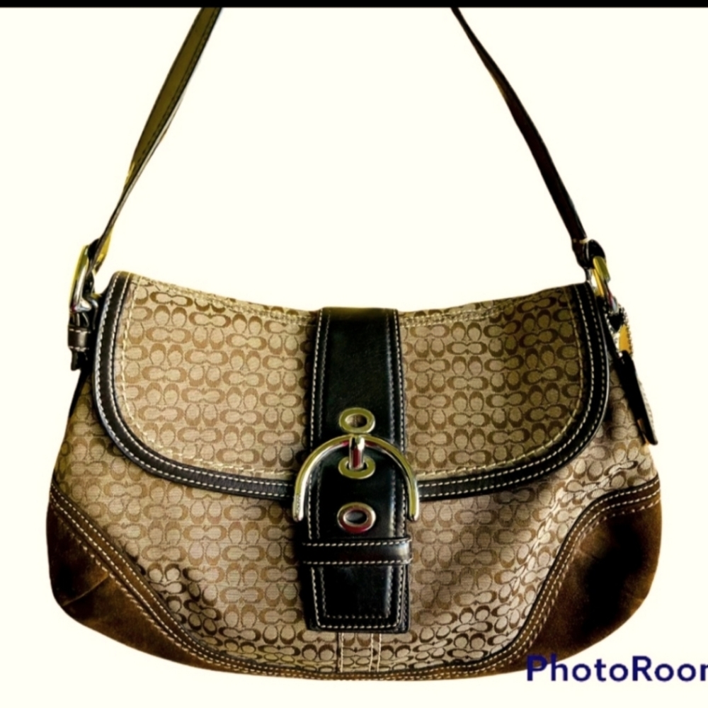 Coach Signature Logo